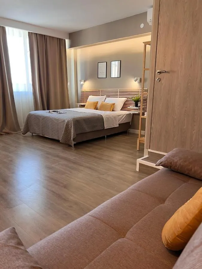 Luxor Premium Suites Szaloniki Apartmanhotel