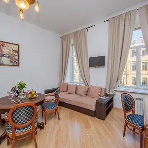 Apartment On Bolshaya Morskaya 33 דירה סנט פטרסבורג