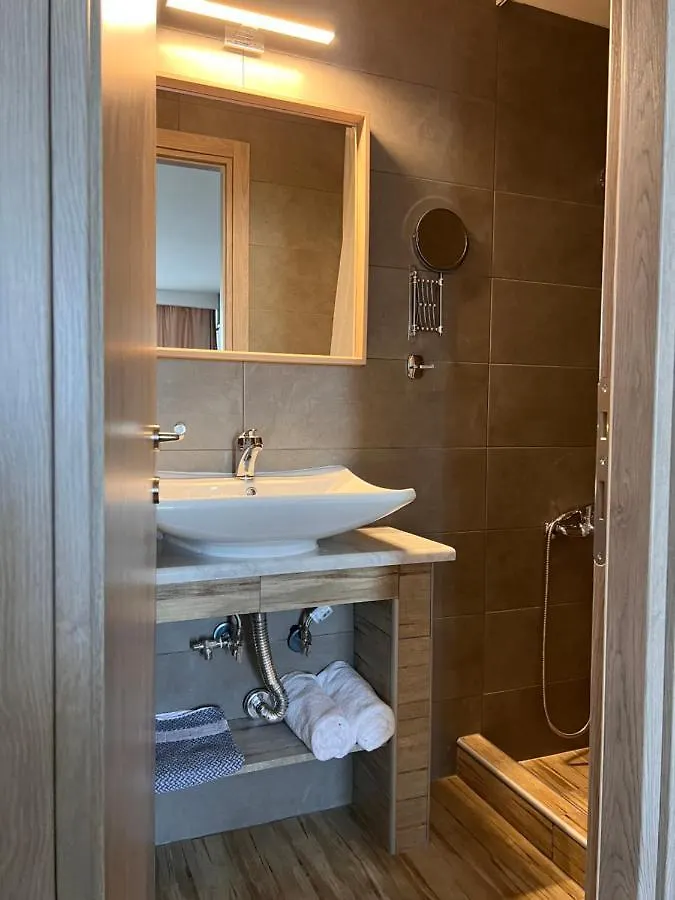 Luxor Premium Suites Soluň